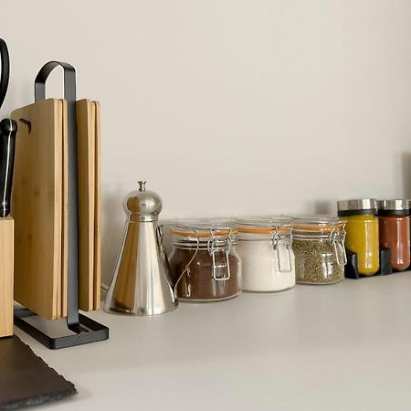 Satovriandou Spacious 128Sqm Apt In アテネ エクステリア 写真