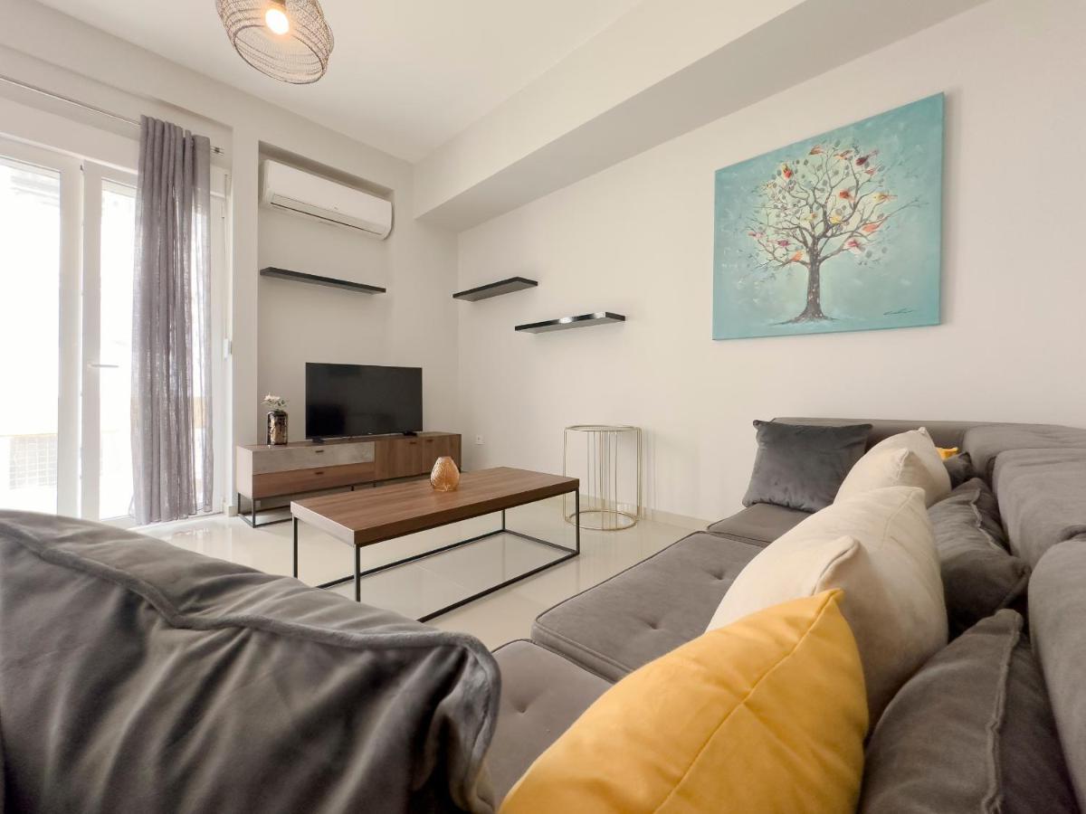 Satovriandou Spacious 128Sqm Apt In アテネ エクステリア 写真
